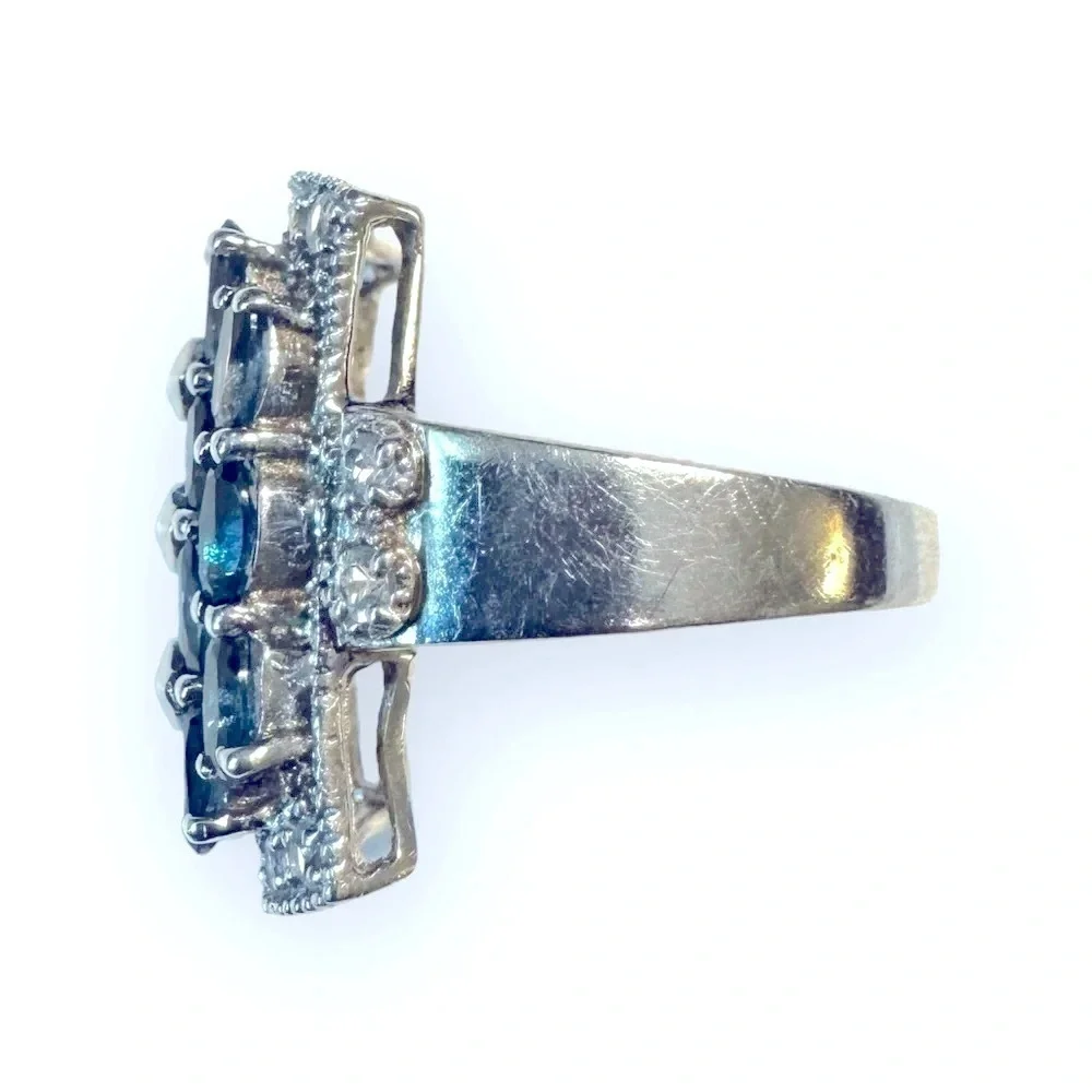 Swiss Blue Topaz / White Topaz Sterling Silver Ring (6.5)